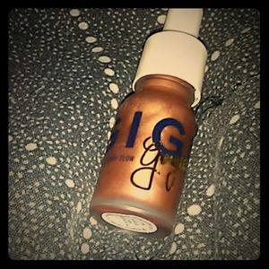 Gigi Glow The Gigi Body Glow